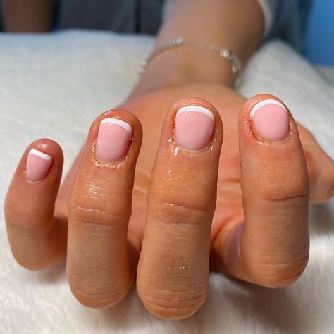 Manicure For Very Short Nails, Short Nails Gel Polish Simple, Short Nails Bride, Cute Nail Designs For Really Short Nails, Short Nail Designs Small Nail Bed, Short Nails Not Acrylic, French Manicure Short Nails Natural, Small Nail Bed Designs, White Short Natural Nails