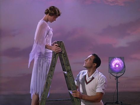 Debbie Reynolds and Gene Kelly in Singin' in the Rain (1952) The Rain Movie, Debbie Reynolds, Septième Art, Gene Kelly, I Love Cinema, Movie Shots, Singing In The Rain, Rocky Horror, Golden Age Of Hollywood