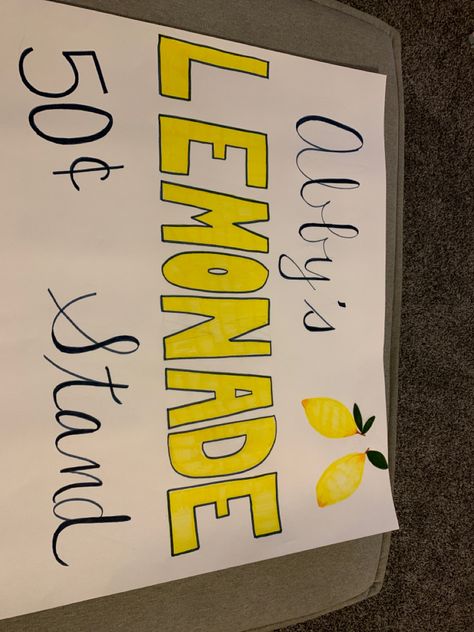 Lemonade Stand Preschool, Lemonade Poster Ideas Signs, Lemonade Stand Sign Ideas, Recipe Lemonade, Kids Lemonade Stands, Lemonade Stand Sign, Kids Lemonade, Diy Lemonade Stand, Diy Lemonade