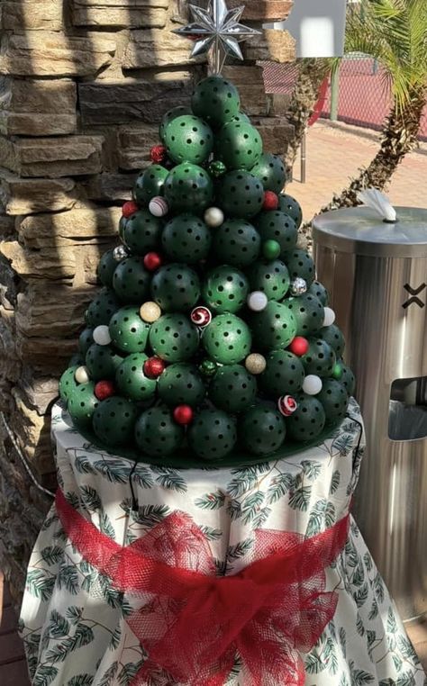 Pickleball Christmas Tree, Pickleball Decorations, Christmas Gym, Pickleball Christmas, Pickle Ball, Gym Decor, Tree Crafts, Crafts Ideas, Pickleball