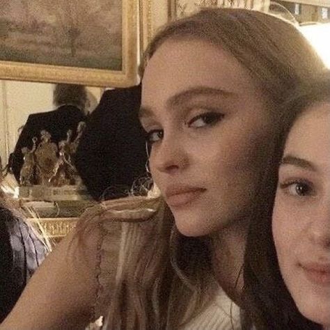 Lily Rose Depp, Lily Rose, Lily, Wine