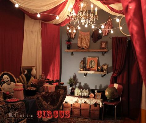 | Circus Themed Living Room - I LOVE IT, minus the creepy clowns: Living ... Circus Bedroom, Circus Room, Living Room Halloween Decor, Circus Decor, Vintage Circus Theme, Halloween Living Room Decor, Creepy Circus, Vintage Circus Party, Dekorasi Halloween