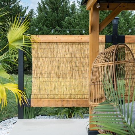 Cheap Diy Privacy Screen, Camper Privacy Fence, Diy Bamboo Privacy Screen, Bamboo Privacy Fence Ideas, Removable Privacy Fence Ideas, Yard Privacy Ideas Cheap, Temporary Privacy Fence, Diy Patio Screen, Temporary Privacy Fence Ideas