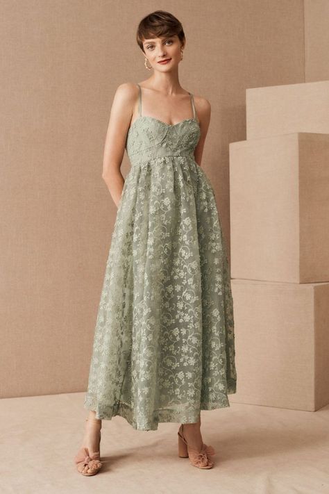 Best Cocktail Dresses, Spring Bridesmaid Dresses, Bhldn Dresses, Floral Bridesmaid, Guest Attire, Wedding Attire Guest, Bridal Event, Green Midi Dress, Wedding Attire