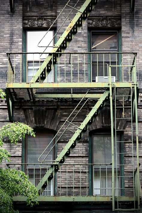 Green fire escape… #NewYork West Elm Chandelier, Appartement New York, Garden Pub, Photography Buildings, Fire Ideas, The Glass Menagerie, Ideas For Photography, City Escape, Green Fire