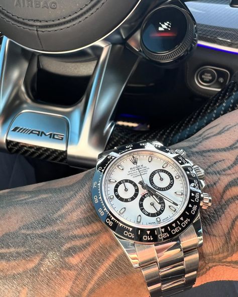 I still prefer this version of the Daytona over the new one 🏎️ #watches #watch #watchofinstagram #watchfam #watchoftheday #watchcollector #watchaddict #rolex #horology #luxury #wpbwatchco Daytona Watch, May 7, Luxury Watches, Time Piece, Rolex, Be Still, On Instagram, Quick Saves, Instagram