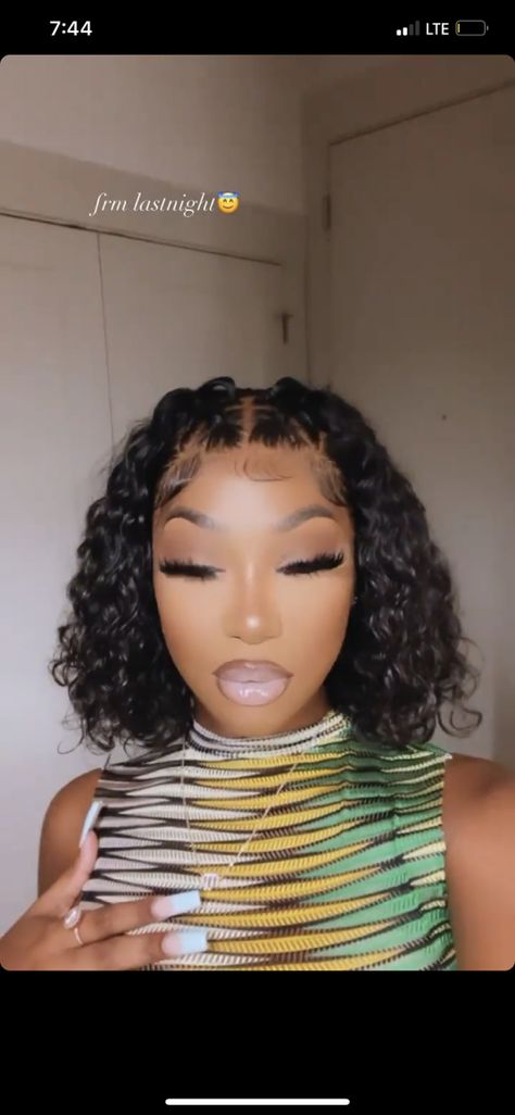 Curly Hairstyles For Black Women Wig Short, Short Deep Curly Wig, Short Water Wave Hairstyles, Wet Hair Hairstyles Black Women, Short Curly Hairstyles Weave, Curly Bob With Highlights Black Women, Waterwave Hairstyle Short, Short Deep Wave Hairstyles For Black Women, Short Curly Wig Styles For Black Women