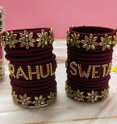 Bangles For Marriage, Embroidery Bangles, Bangles Craft, Aari Bangles, Diy Earrings Materials, Fabric Bangles, Dolls Handmade Diy, Silk Thread Bangles Design, Work Hair