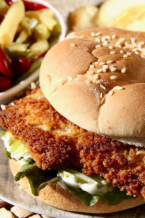 Pork Tenderloin Sandwich Breaded, Sliced Pork Tenderloin Recipes, Breaded Pork Tenderloin Recipes, Pork Tenderloin Sandwich Recipes, Fried Pork Tenderloin Sandwich, Breaded Pork Tenderloin Sandwich, Easy Pork Tenderloin Recipe, Breaded Pork Tenderloin, Easy Pork Tenderloin Recipes