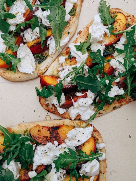 Peach, Pesto, and Burrata Flatbread — Hungry Ali Peach Burrata Flatbread, Peach Flatbread, Burrata Flatbread, Pesto And Burrata, Peach And Burrata, Naan Flatbread, Quick Appetizers, Summer Appetizer, Grilled Peaches