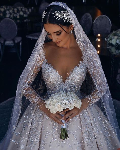 Sparking Glitter V Neck Wedding Dresses Sequined Lace Appliques Bridal Gowns Custom Made Backless