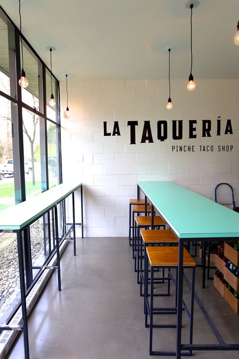 Taqueria Design, Mexican Restaurant Design, Mexican Restaurant Decor, Small Restaurant Design, Taco Restaurant, Taco Shop, Small Restaurant, Retro Interior, Coffee Shop Design