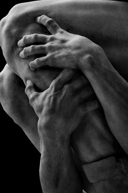 Crazy this is a sculpture. Ugolino And His Sons, Max Fischer, Lorenzo Bernini, Marble Sculpture, Jean Baptiste, Male Form, Anatomy Reference, Chiaroscuro, Sculpture Installation