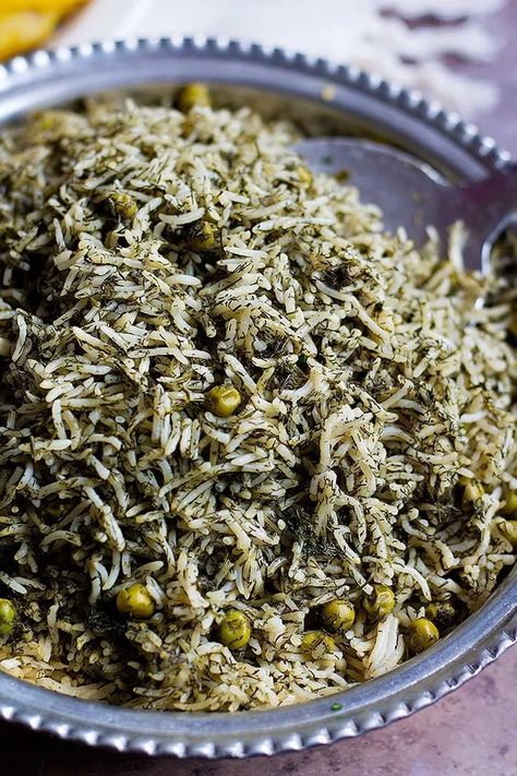 Dill Rice with Peas (Persian Style) • Unicorns in the Kitchen Tadig Rice Recipe, Persian Dill Rice Recipe, Dill Rice Recipe, Rice With Peas, Persian Food Iranian Cuisine, One Pot Rice Meals, Dill Rice, Persian Rice, Iranian Recipes