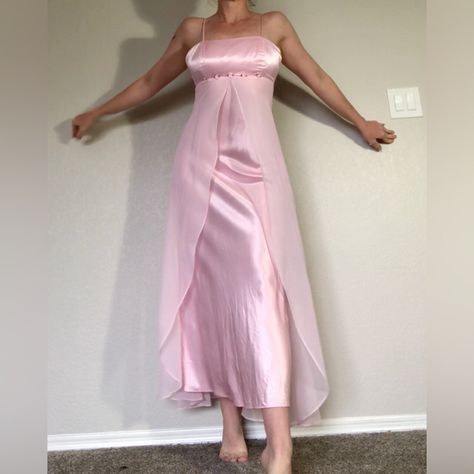 Long Y2k Dress, Coquette Formal Dress, Y2k Dresses Formal, Early 2000s Prom, Pink Satin Dress Aesthetic, Prom Dresses 2000s, Pink 90s Prom Dress, Pink 90s Dress, Pink Y2k Dress Prom