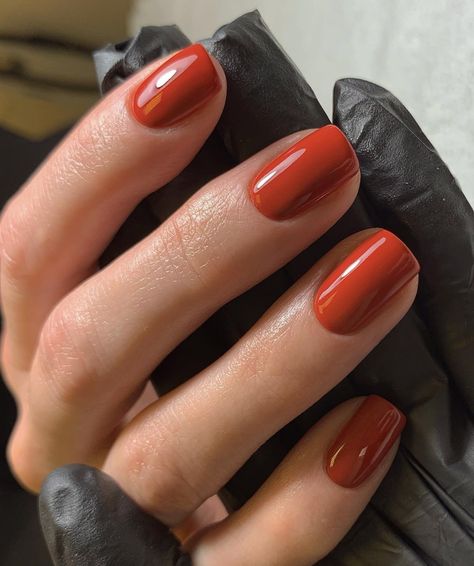 10 Trending Colours For Winter Nails 2022 - BLNCD BEAUTY Trending Short Nails 2024, Winter 2024 Color Trend Nails, 2024 Nail Color Trends, Manicure 2024 Trends, Nail Colours 2024, 2024 Manicure, Winter Nails 2022, Navy Blue Nail Polish, Christmas Nail Colors