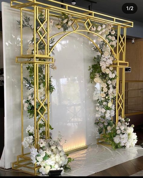 Stage Decoration Photos, Decorating Ideas Wedding, Wedding Decoration Idea, Ideas Wedding Decoration, Simple Stage Decorations, Wedding Decorating Ideas, Decoration Ideas Wedding, Iron Furniture Design, Metal Wedding Arch