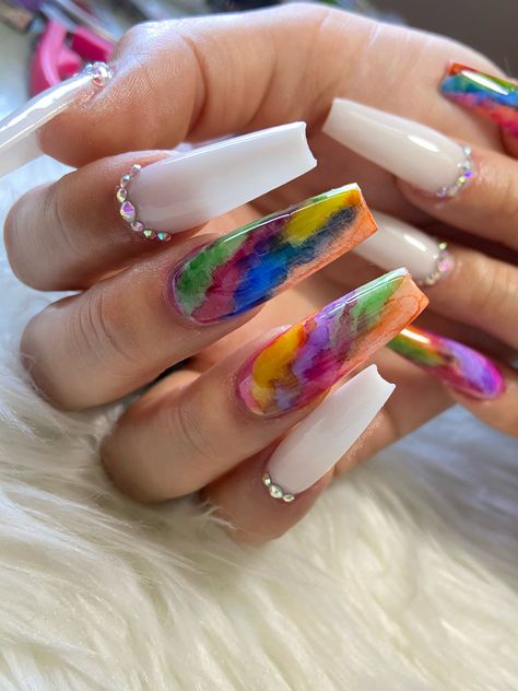 Rainbow Marble Nails Acrylic, Gel Ink Nails, Beautiful Long Nails, Nail Designs Toenails, Pretty Nails For Summer, Rainbow Marble, Colorful Instagram, Nail Bling, Colored Acrylic