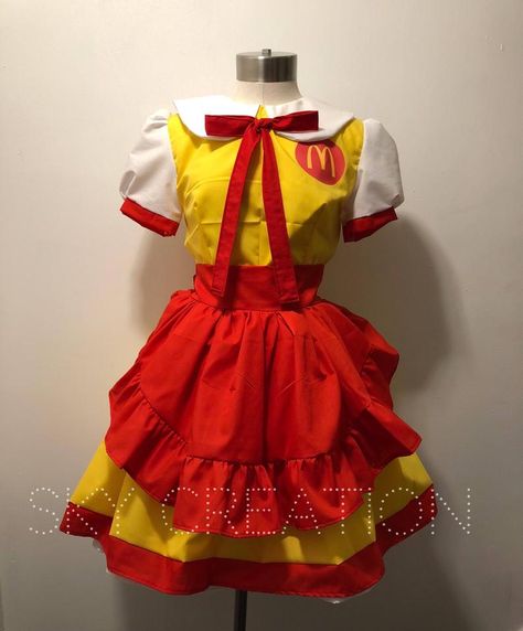 Mcdonalds Uniform, Clowncore Outfit, Clown Clothes, Ruffle Apron, Mc Donald, Get A Job, Fantasias Halloween, Food Fashion, Halloween Stuff