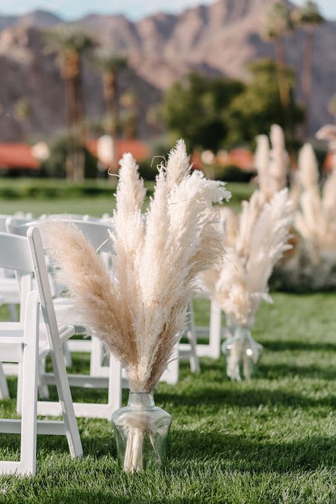 Wedding Bouquet Pampas, Pampas Grass Wedding Bouquet, Grass Wedding Bouquet, Grass Centerpiece, Pampas Grass Wedding, Grass Bouquet, Wedding Isles, Pampas Grass Bouquet, Grass Decor