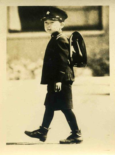 Photo Vintage Japanese Japan Nippon Nihon Photograph Image Old Antique Tokaido Softypapa Empress Michiko, Japanese Uniform, Japanese Kids, Japanese History, Japanese School, The Emperor, Japan Photo, Vintage Japan, Baby Angel