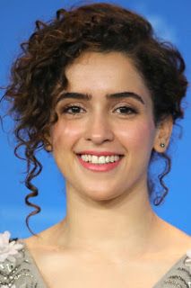 Perfect Movie Night, Photo Stills, Sanya Malhotra, Celebrity Photo, Sanya, Movie Photo, Hair Color For Black Hair, Tv News, How To Do Yoga