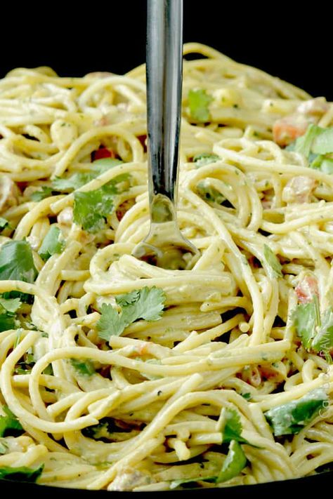 Avocado Pasta Sauce | Carlsbad Cravings Avo Pasta, Avocado Pasta Sauce, Avocado Recipes Pasta, Avocado Sauce Pasta, Creamy Avocado Pasta, Fish Dinners, Italian Meals, Chili Lime Chicken, Carlsbad Cravings