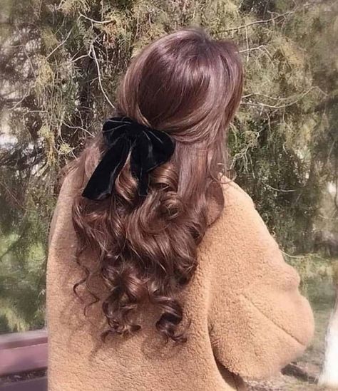 Bunny Beauty, Cinderella Musical, Hairstyles List, Beautiful Curly Hair, Peinados Fáciles Para Cabello Corto, Grunge Hair, Dream Hair, Aesthetic Hair, Down Hairstyles