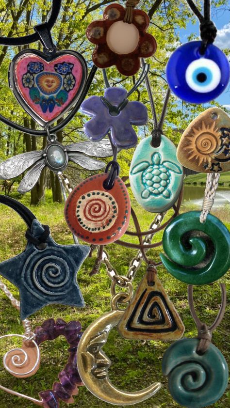 #hippievibes #hippieaesthetic #hippies #hippiemoodboard #trippy #nature #colorful #jewelry #fyp #fypshuffle #fyppppp Things To Make Out Of Clay Aesthetic, Trippy Nature, Hippie Crafts, Clay Diy Projects, Tanah Liat, Clay Art Projects, Clay Jewelry Diy, Diy Clay Crafts, Funky Jewelry