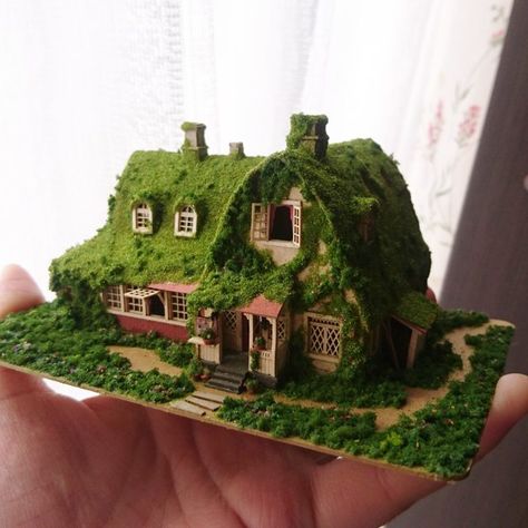 Crea Fimo, Art Carton, Fairy Garden Houses, Miniature Houses, Miniature Crafts, Mini Things, Miniature House, Fairy Houses, Miniature Garden