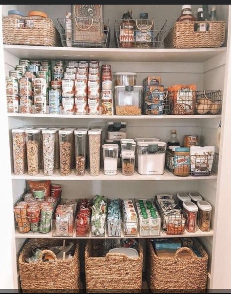 Kitchen Renovation Diy Ideas, Pantry Inspiration, Small Pantry Organization, Organized Pantry, Pantry Organisation, Pantry Remodel, Food Pantry Organizing, Pantry Makeover, House Organisation