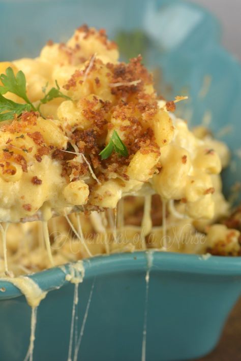 Million Dollar Instant Pot Mac and Cheese - Adventures of a Nurse Million Dollar Mac And Cheese, Mac And Cheese Instant Pot, Wonder Oven, Instant Pot Mac And Cheese, Pot Mac And Cheese, Pasta Carbonara Recipe, Recipe Instant Pot, Ip Recipes, Electric Pressure Cooker Recipes