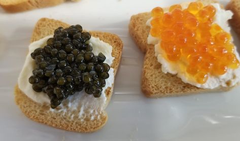 5 steps to eat caviar correctly 1 How To Serve Caviar, Caviar Appetizers, Most Expensive Food, Hard Cooked Eggs, Fine Dining Restaurant, Small Bites, How To Cook Eggs, The Truth, Nutrition