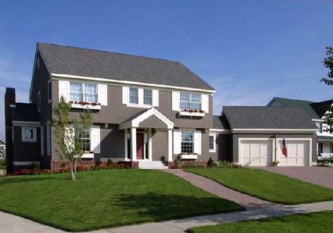 Detached garage/breezeway idea Garrison Colonial Exterior, Modern Colonial Home, Garrison Colonial, Garrison House, Colonial Remodel, Colonial House Exteriors, Gray House Exterior, White Shutters, Colonial House Plans