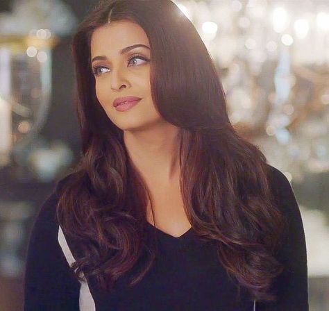 Ae Dil Hai Mushkil, Katrina Kaif Photo, Best Films, Aishwarya Rai Bachchan, Elegant Sophisticated, Problem Solved, Aishwarya Rai, Look Alike, Bollywood Fashion