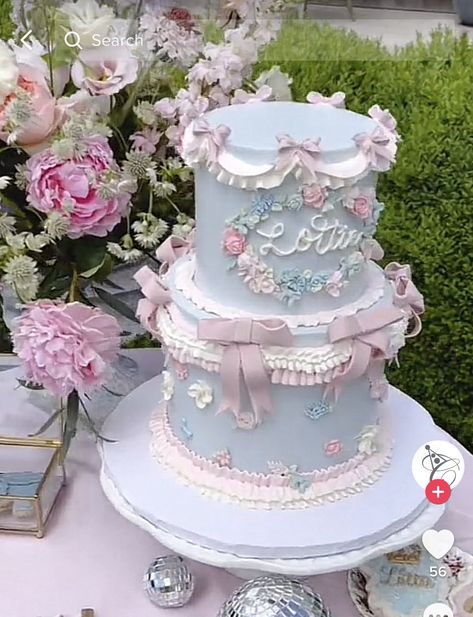 Loveshackfancy Birthday Cake, Laduree Birthday Cake, Laduree Wedding Cake, Vintage Ruffle Cake, Tiered Lambeth Cake, Vintage Sweets, Pinterest Cake, Vintage Birthday Cakes, Fairy Garden Birthday Party