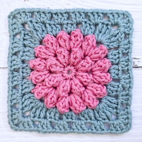 Flower Squares Crochet, Crochet Popcorn Stitch Granny Square, Crochet Popcorn Stitch Flower, Popcorn Flower Crochet, Crochet Popcorn Flower Granny Square, Crochet Flower Blanket Granny Squares Free Pattern, Popcorn Flower Granny Square, Granny Square With Flower Center, Crochet Flowers Granny Squares