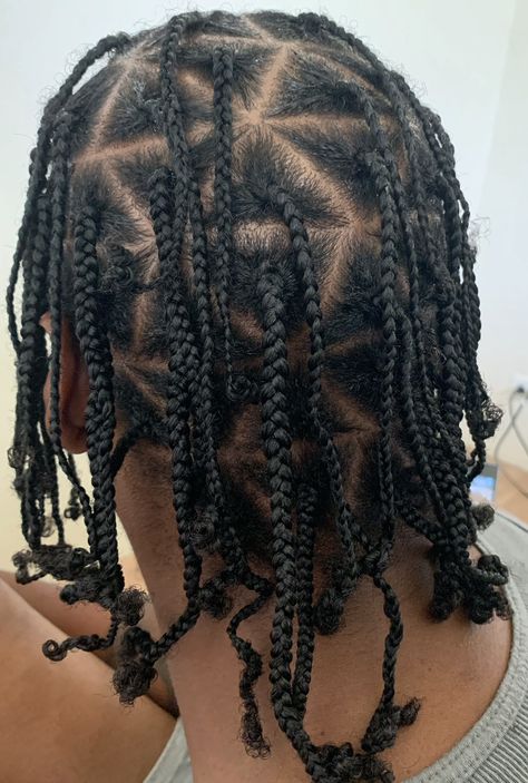 Triangle parted mens hairstyle Triangle Hair Parting, Triangle Braids Men, Boys Cornrows, Triangle Part Braids, Cornrows For Boys, Boy Braid Styles, Triangle Parts, Hair Like Wool, Triangle Braids