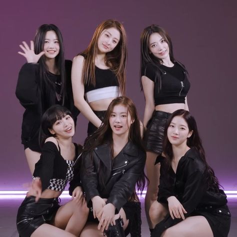 Bsf Aesthetic, Anti Fragile, Le Sserafim Wallpaper, Le Sserafim Ot5, Chic Black Outfits, Relay Dance, Sakura Japanese, Lee Sserafim, Le Sserafim Eunchae