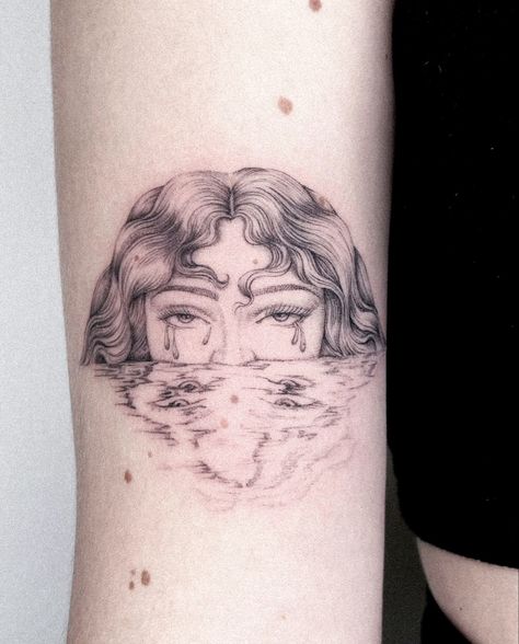 Lady In Water Tattoo, Body Of Water Tattoo, Black And White Water Tattoo, Face In Water Tattoo, Reflection Tattoo Ideas For Women, Water Woman Tattoo, Reflection In Water Tattoo, Woman In Water Tattoo, Self Reflection Tattoo