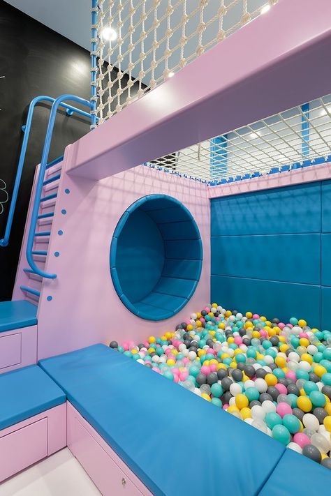 Ball Pit Room, Indoor Playroom, Cute Bedroom Ideas, Girl Bedroom Designs, Teen Bedroom Decor, Indoor Playground, Ball Pit, Room Design Bedroom, Girl Bedroom Decor