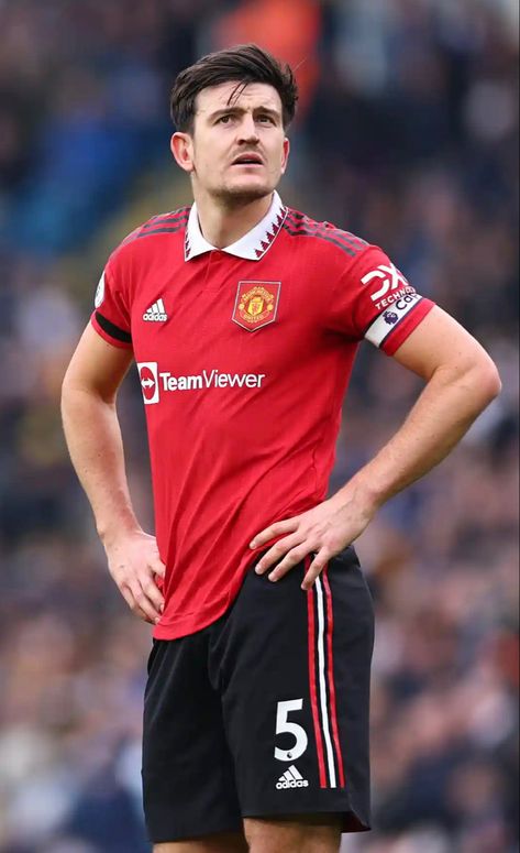 Who, me? Maguire recovers from his mistake. Photograph: Robbie Jay Barratt/AMA/Getty Images Maguire Manchester United, Manchester United Images, Harry Maguire, United Wallpaper, Fit People, Manchester United Legends, Manchester United Wallpaper, Football Stuff, Interpersonal Relationship