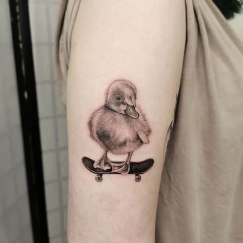 Little Ducky For Cassy Traditional Bear Tattoo, Colorful Bird Tattoos, Unique Animal Tattoos, Zebra Tattoos, Baby Elephant Tattoo, Skateboard Tattoo, Small Animal Tattoos, Little Bird Tattoos, Lion King Tattoo