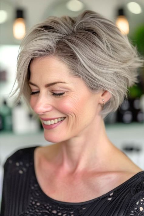 Edgy Short Bobs For Women, Short Bob Grey Hair, Shirt Haircuts For Women Over 50, Cute Short Hairstyles For Women, Long Undercut, Cute Short Hairstyles, Layered Bob Short, Stylish Hairstyles, Stunning Hairstyles