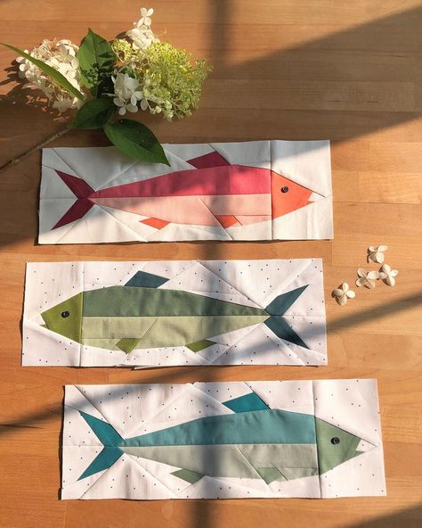 Astrid Bordush | Apples & Beavers | Just some beautiful morning light on a bunch of happy sardines. 🥰 Which one is your favourite? Thanks for all your support throughout my… | Instagram Fish Quilts, Fish Pillow, Fish Quilt, Foundation Paper Piecing Patterns, Scrap Fabric Crafts, Quilt Sewing Patterns, Animal Quilts, Scrap Fabric, Paper Piecing Patterns