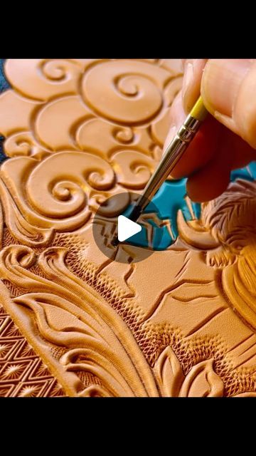 Clair Kehrberg Leatherworks on Instagram: "I think I am finally down painting…..  #clairkehrbergmaker #maker #westernstyle #handmade #leather #cowgirlstyle #leathergoods #painting #paint #art #makeart #westernart #storm #buffalo #progress #howitsmade #homedecor #westernhome #westernlifestyle #westernboutique #etsyartist #etsyhandmade #leatherart #leatherartisan #leatherdesign" Leather Painting Tutorial, Leather Stamping Patterns, Leather Tooling Patterns Printable, Leather Tooling Patterns, Tooling Patterns, Indian Paintbrush, Western Boutique, Leather Carving, Western Homes