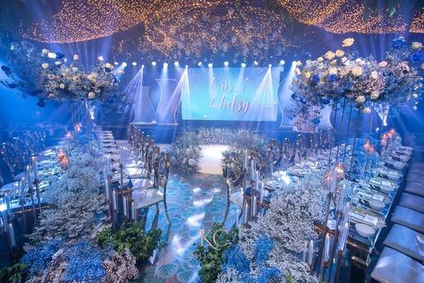 Debut Theme Ideas 18th Elegant, Night Themed Wedding, 18th Debut Theme, Debut Theme Ideas, Starry Night Wedding Theme, Star Themed Wedding, Frozen Wedding, Debut Ideas, White Wedding Decorations