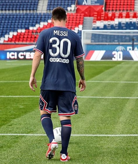 Messi wearing a PSG number 30 shirt Messi Number, Football Wallpaper Iphone, Messi Shirt, Messi Psg, Number 30, Professional Soccer, Leo Messi, Football Wallpaper, World Of Sports