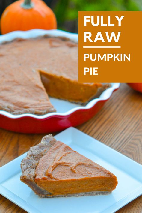 FullyRawKristina creates a magical Pumpkin Pie! This low-fat raw vegan recipe is the ultimate holiday pie to share with family and friends!  #FullyRaw #FullyRawKristina #Vegan #RawFoods #Veggies #Thanksgiving #ThanksgivingTreats #ThanksgivingRecipes #Recipe #VeganRecipe #RawRecipe #VeganPumpkinPie #PumpkinPie #PartyFood #Healthy #HealthyFood Raw Vegan Holiday Desserts, Raw Vegan Pumpkin Recipes, Raw Vegan Sweet Potato Pie, Raw Pumpkin Pie Recipe, Raw Vegan Pumpkin Pie, Raw Pumpkin Pie, Fullyrawkristina Recipes, Raw Vegan Thanksgiving Recipes, Raw Pie Recipes