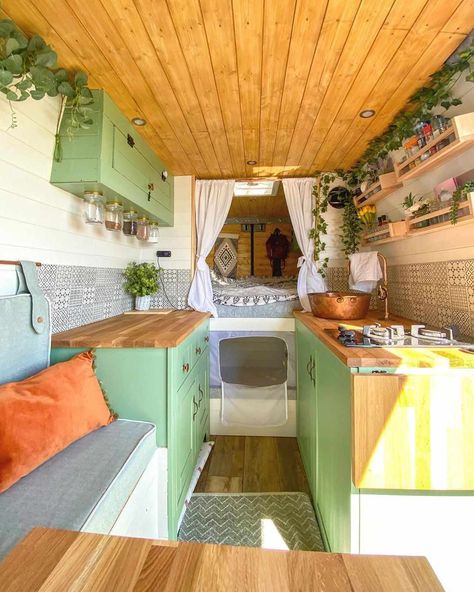 11 Beautifully Designed Tiny Homes Country Squire, Bus Living, Kombi Home, Van Conversion Interior, Nomad Life, Campervan Life, Van Life Diy, Campervan Interior, Bus Life